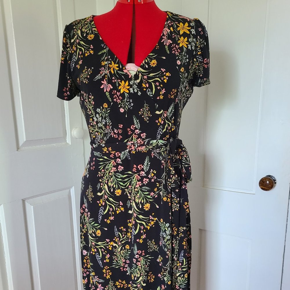 Rachel Zoe Floral Midi Wrap Dress Size M